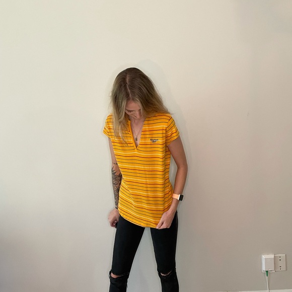 Reebok T shirt - Picture 3 of 4